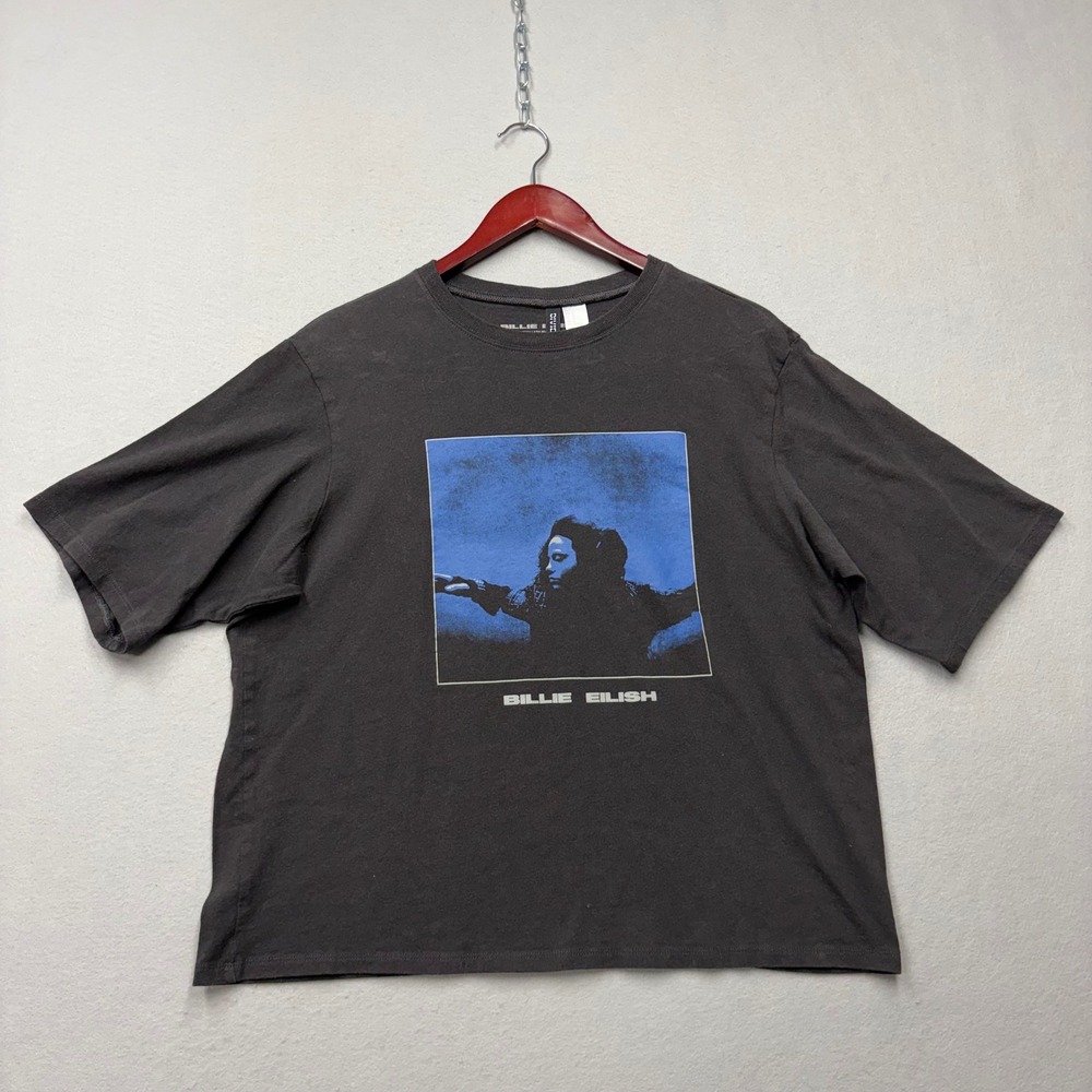 Billie Eilish T-Shirt Women Medium Black Hit Me Hard and Soft Tracklist Tee